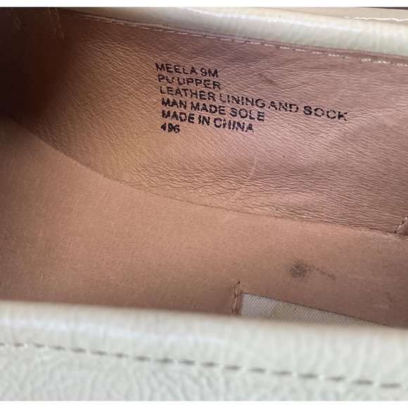 Steve Madden Woman's Meela Bone Patent Loafers Size 9M Fringe/Tassel Trim - Picture 10 of 10